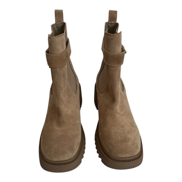 Steve Madden Gates Tan Suede Chelsea Buckle Chunky Heel Boots Size 9 - Picture 4 of 14